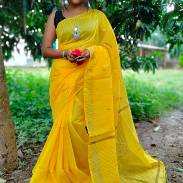 Cotton Silk Dheu Buti Handloom Saree With B.P.