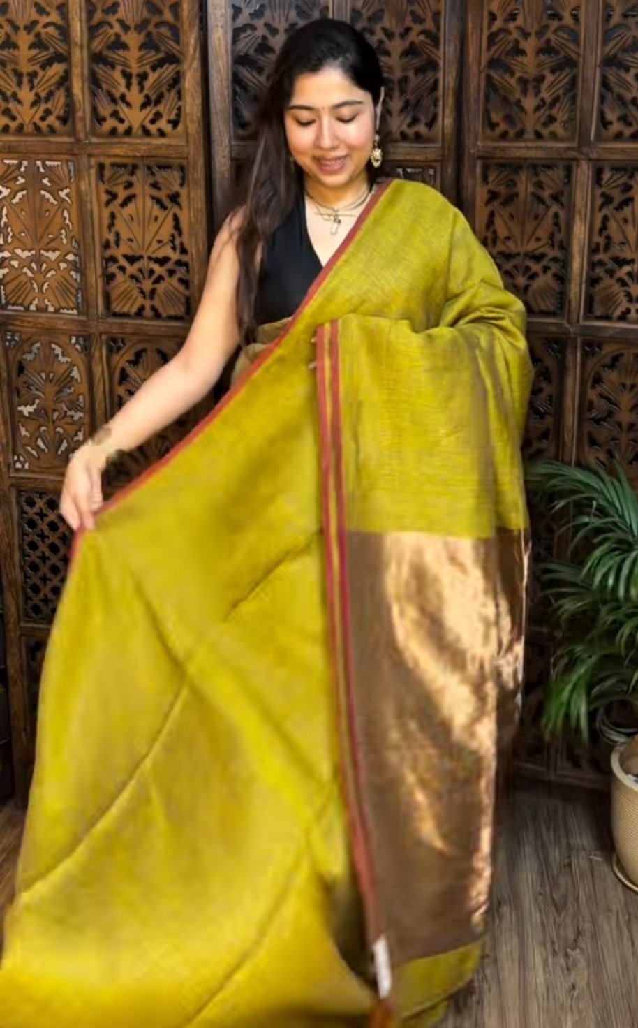E Elegant Solid Khadi Saree with Red Border & Rich Golden Pallu (With Running Blouse) - Image 1